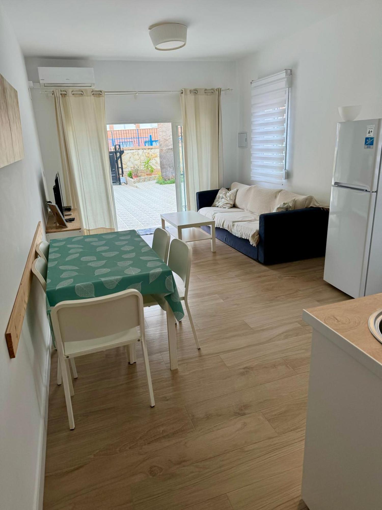 Villa Ana Apartments 베니돔 외부 사진